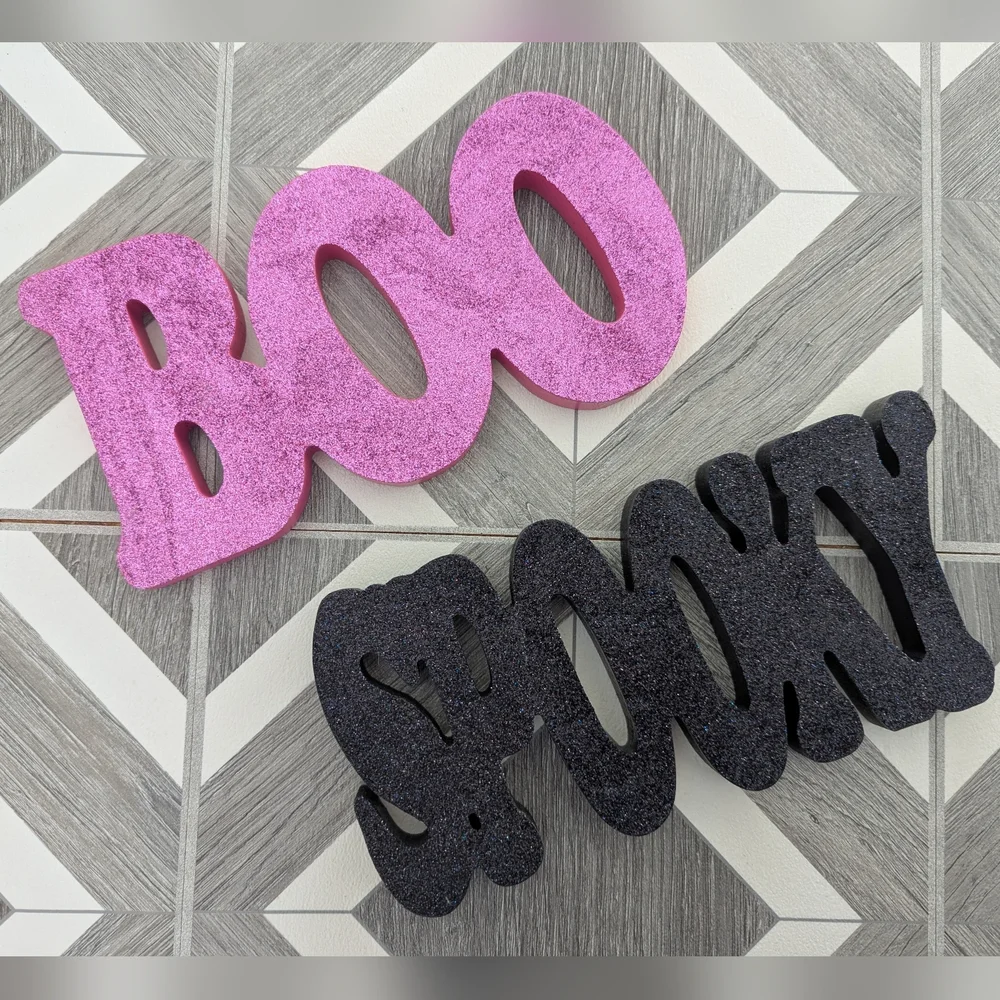 Set of Two Halloween Glitter Decorative Signs Boo Spooky